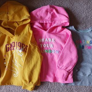 3 Girl Unicorn/Rainbow sweatshirt bundle Gap+Cat & Jack 3T